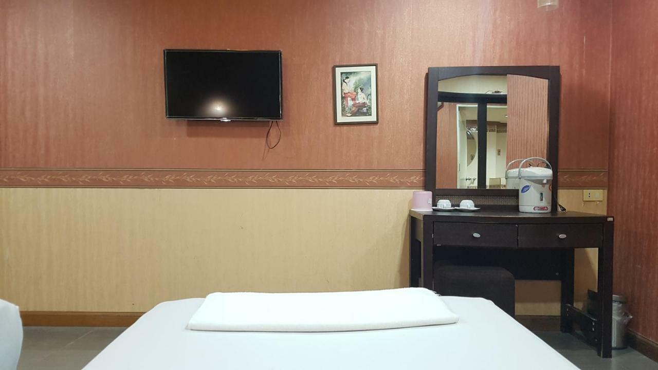 Khon Kaen Ruenrom Hotel Zewnętrze zdjęcie